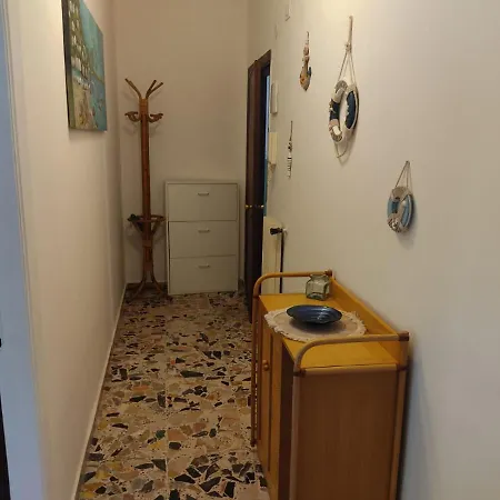 Trilocale A 50 Metri Dal Mare *